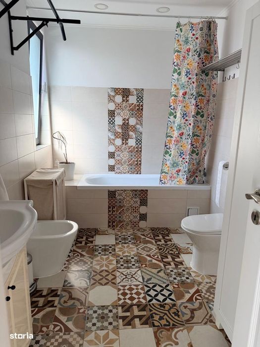 Casa ideala familie Tunari/jacuzzi, foisor BBQ, panouri solare