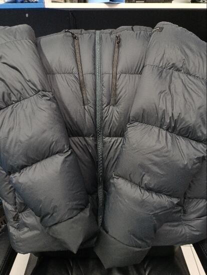 Geacă cu umplutură de puf cu glugă - produs resigilat Decathlon