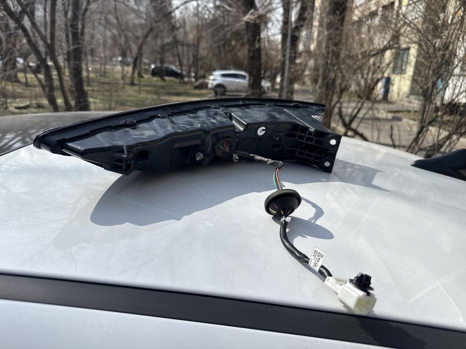 Byd han правый фонарь