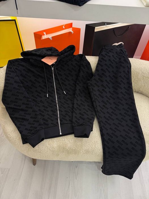 Дамски екипи от памук