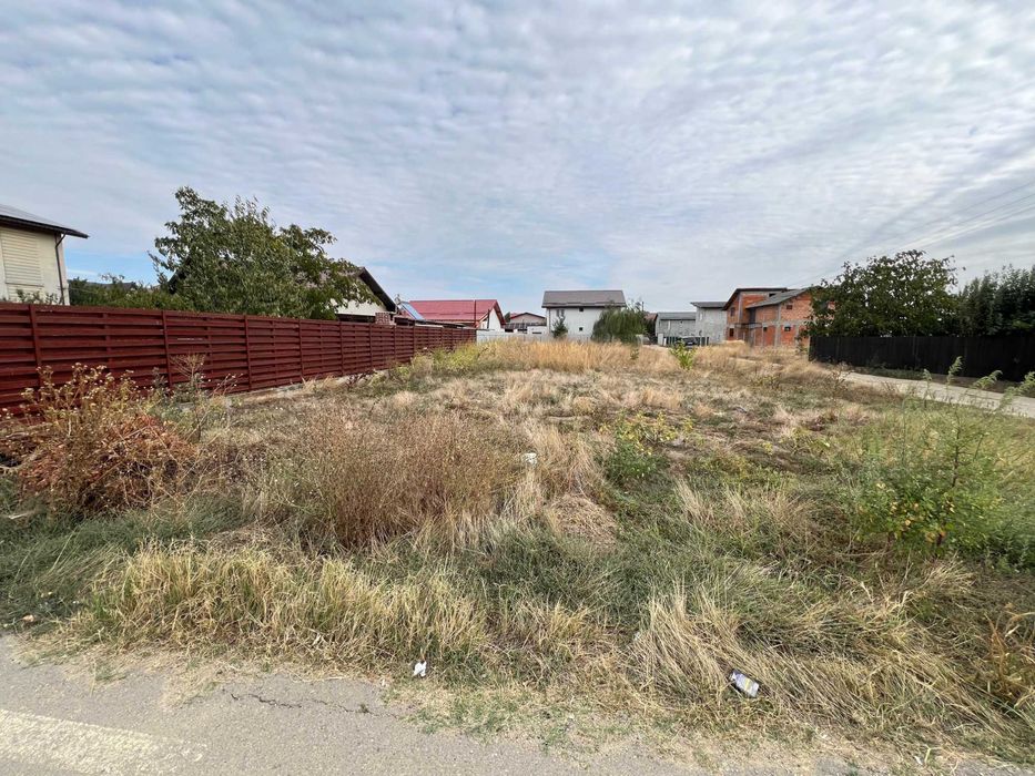 Vand 2 terenuri alaturate Dobreni jud GR - 11 km de metrou