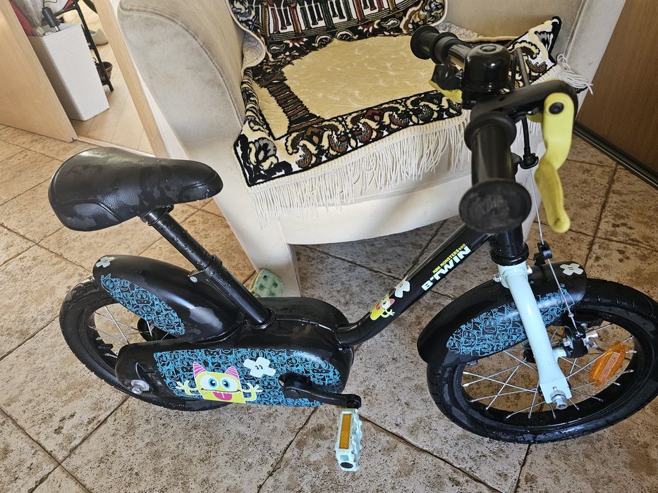 Детско колело, детска кола и скейборд