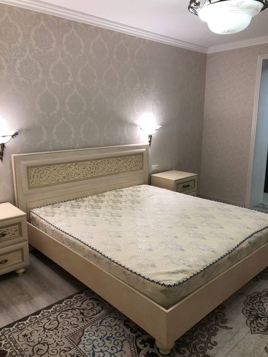 Продам квартиру Цум посольство Кореи 2/3/4 69м2