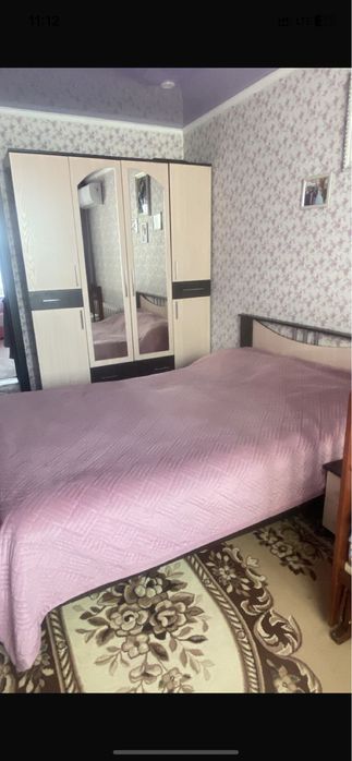 Продам спальный гарнитур