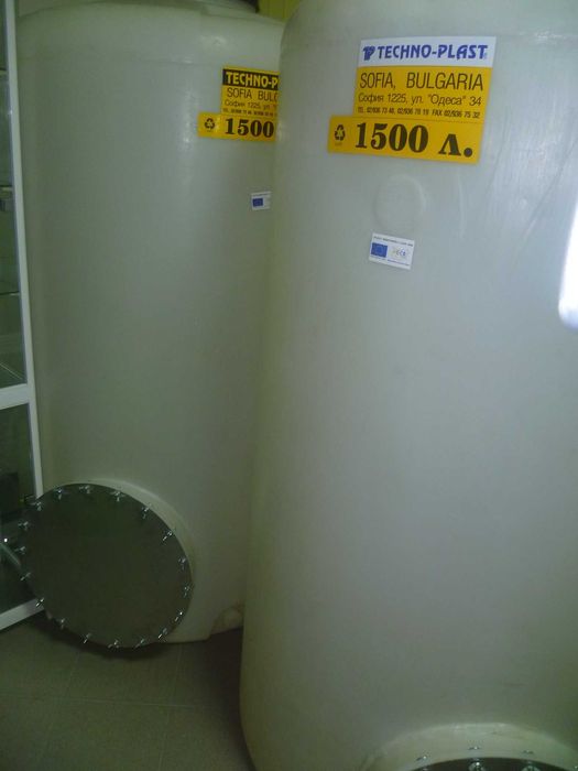 Неупотребявани съдове с люк