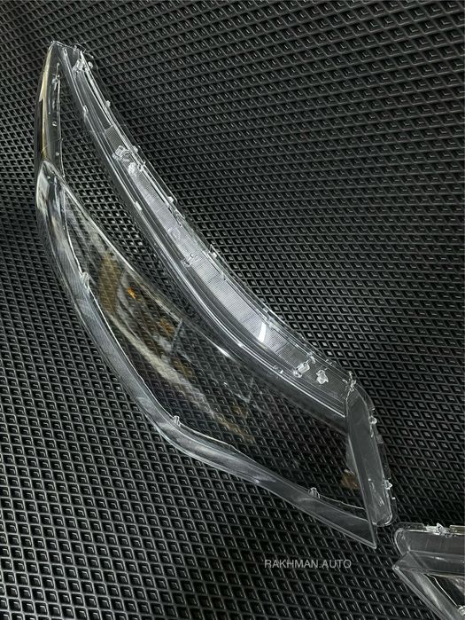 Стекла на Фары Kia K5