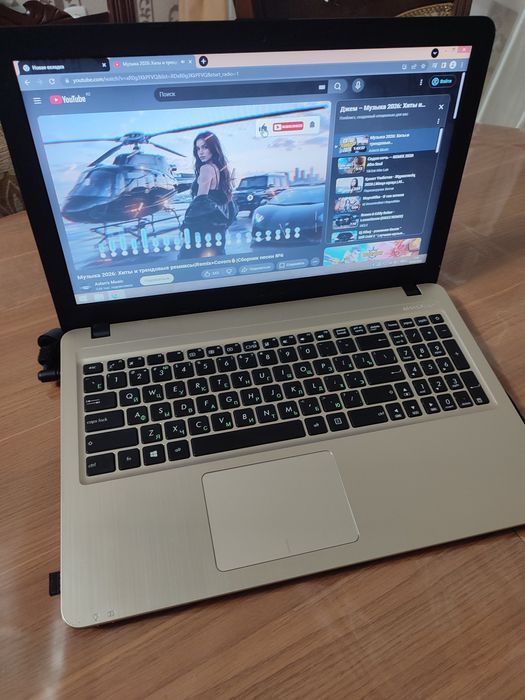 Продам ноутбук ASUS