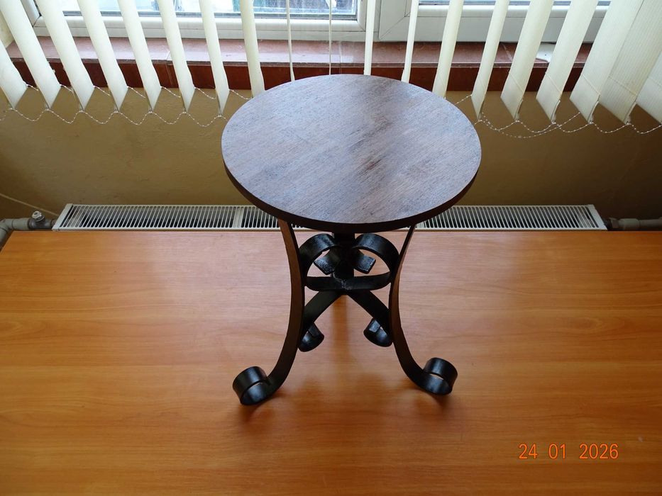 табуретка ковано желязо