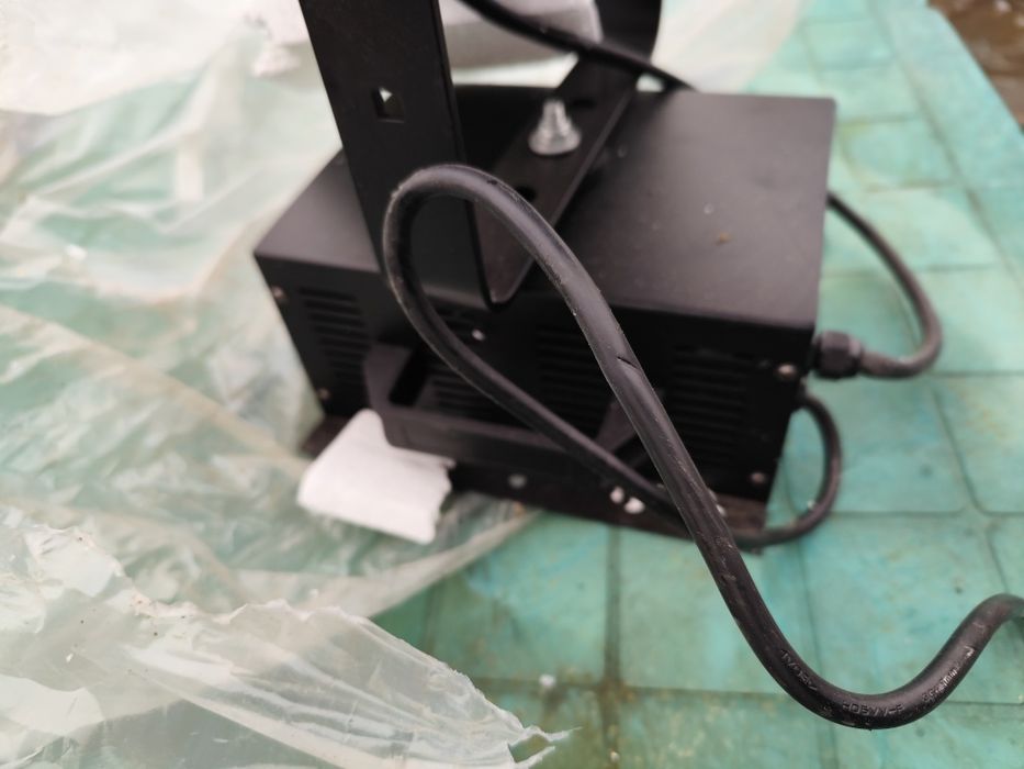 Proiector de scena Dortron GY9