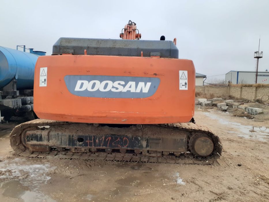 Экскаватор Doosan DH300 сатылады