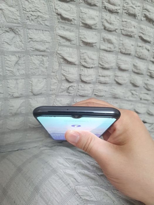 Samsung Galaxy A50 4/128GB Black Gray Original Igravoy Holati Yaxshi