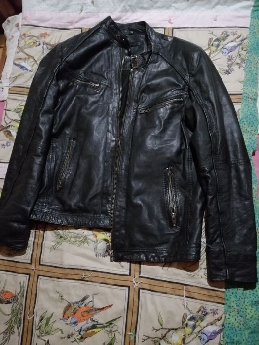 Haine piele toate la un preț