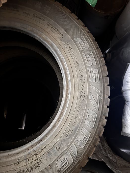 Продам резину кама-221