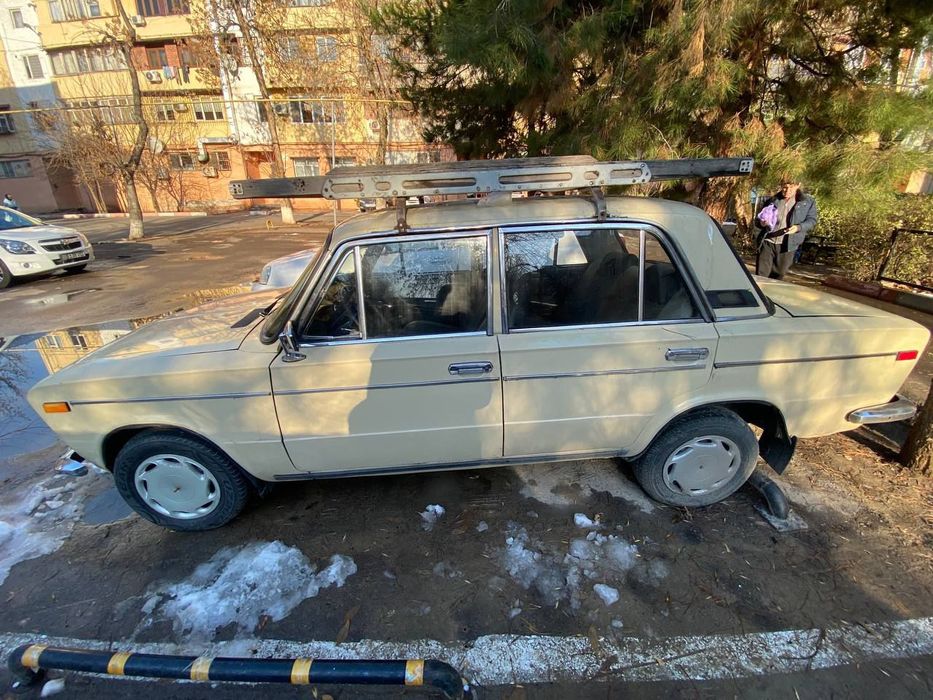 ВАЗ 2103 срочно жигули