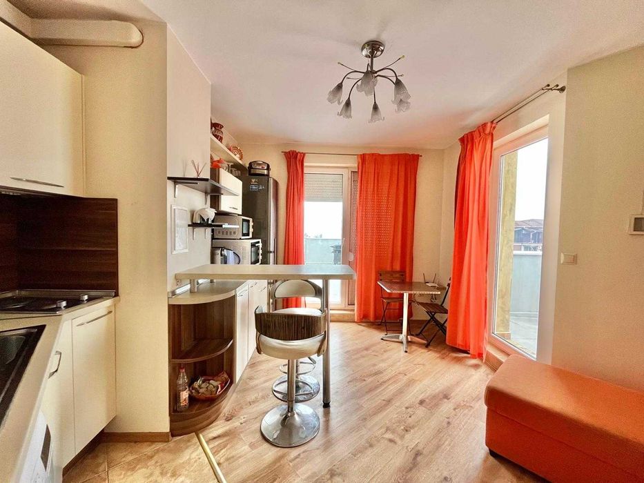 Тристаен апартамент в Равда с морска гледка!