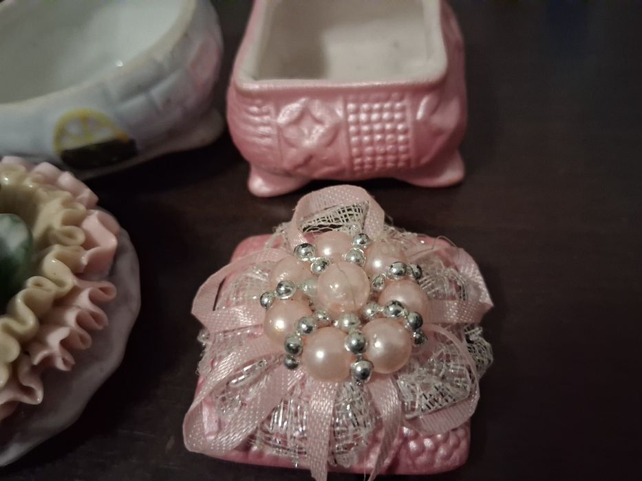 Красиви кутийки за декорация.