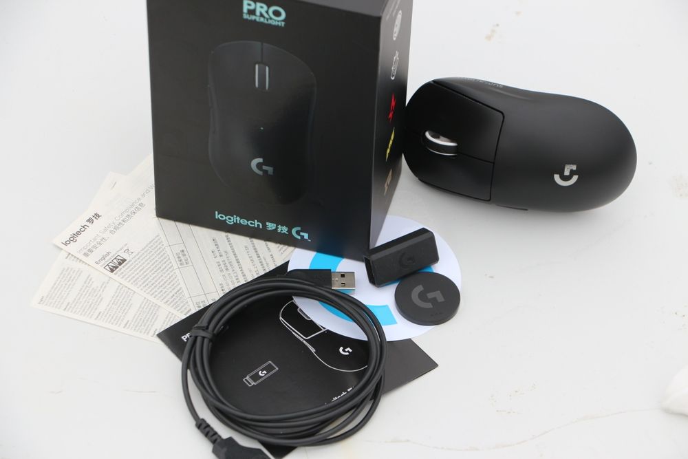 Logitech Pro X Superlight мышь