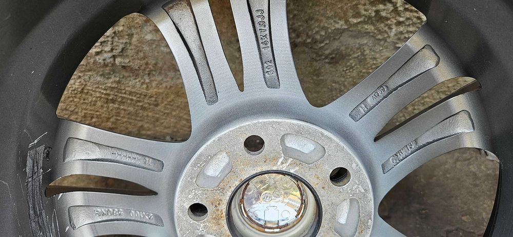 Комплект 4 алуминиеви джанти 16" 5x100 ET40 с гуми Bridgestone Turanza 235/60 R16 XL