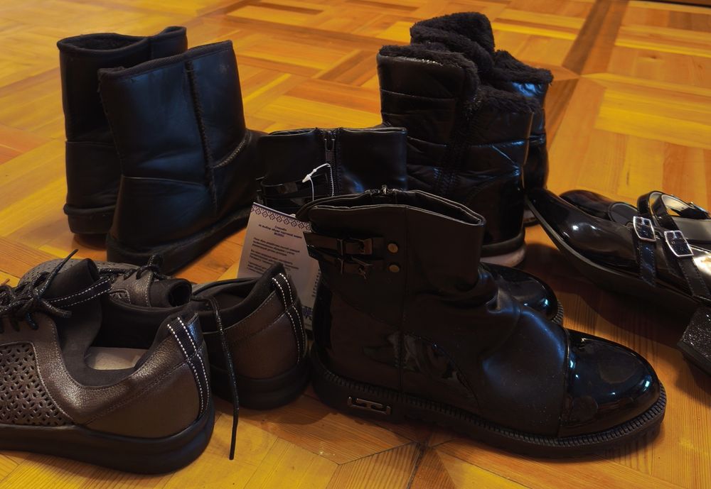 Детская обувь, угги, ботинки на девочку