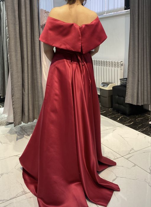 Продам выпускное платье в отличном состоянии