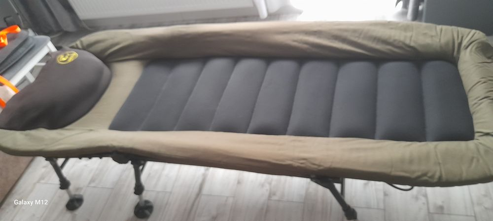 Vând pat pliabil pentru pescuit