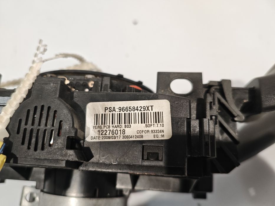 Лентов кабел за Citroen Berlingo / Peugeot Partner (COM2000) – 96658429XT Delphi