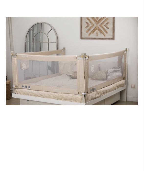 Защитный бортик для кровати