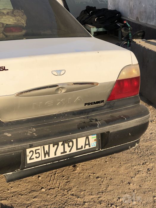 Legenda sotiladi Nexia 1 yil 2005