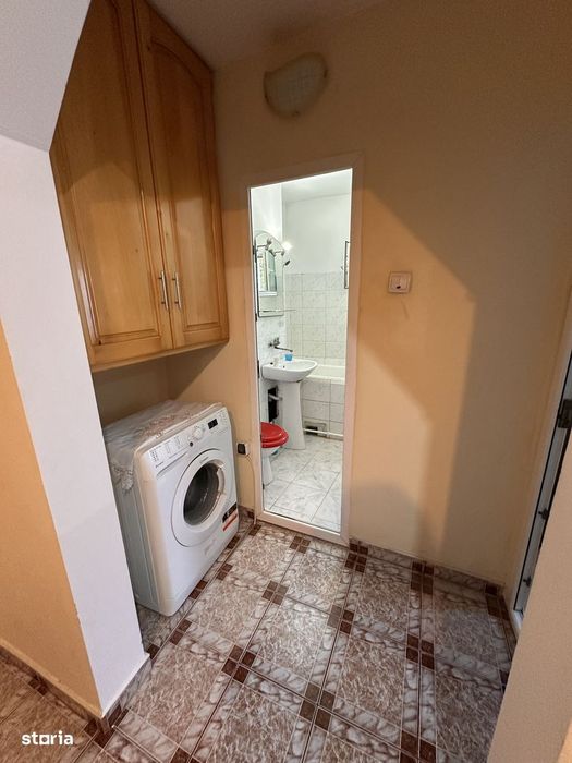 Apartament 2 camere decomandat, et. 3 - Zona Casa Tineretului