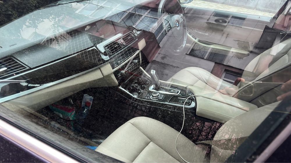 BMW Seria 5 F10 2011 2.0 diesel