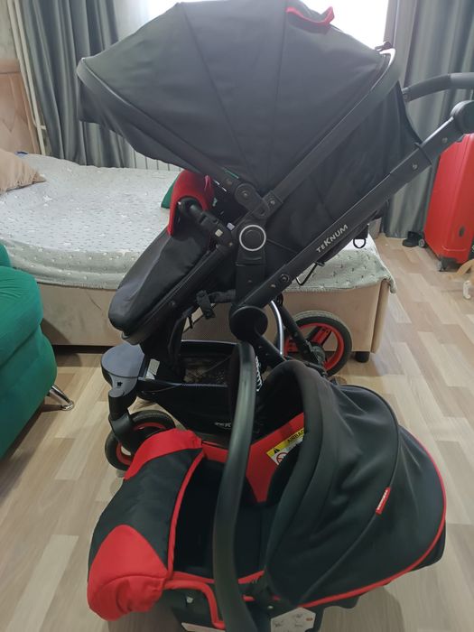 Коляска с детским автокреслом