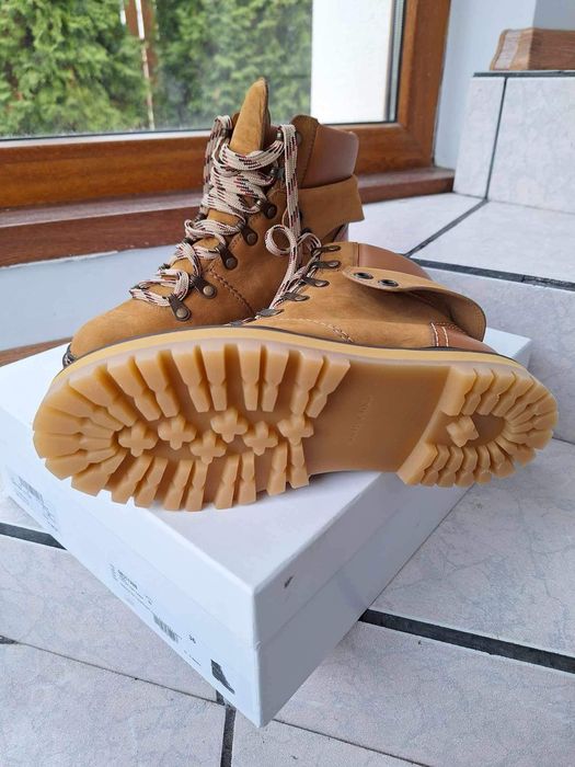 Нови Оригинални туристически обувки  see by chloe