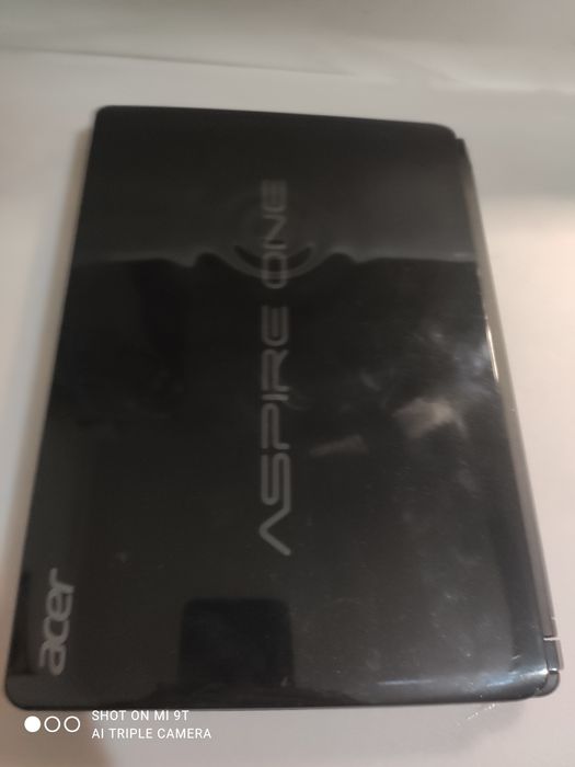 Продам нетбук acer