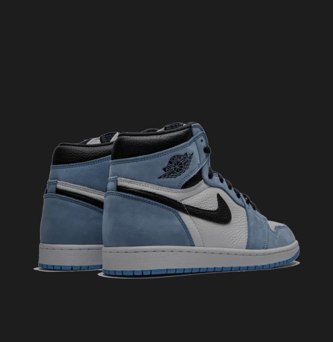 Air Jordan 1 High OG University Blue
