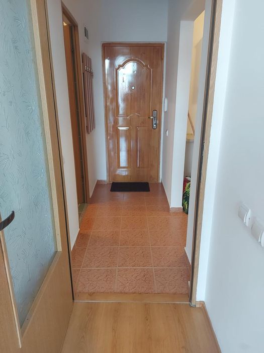 Vând apartament cu o cameră semicentral