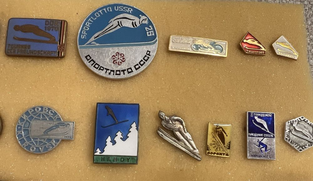 Лот значки Ски Алпийски дисциплини