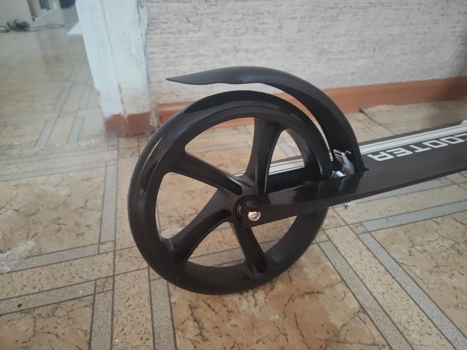 Самокат SKOOTER.