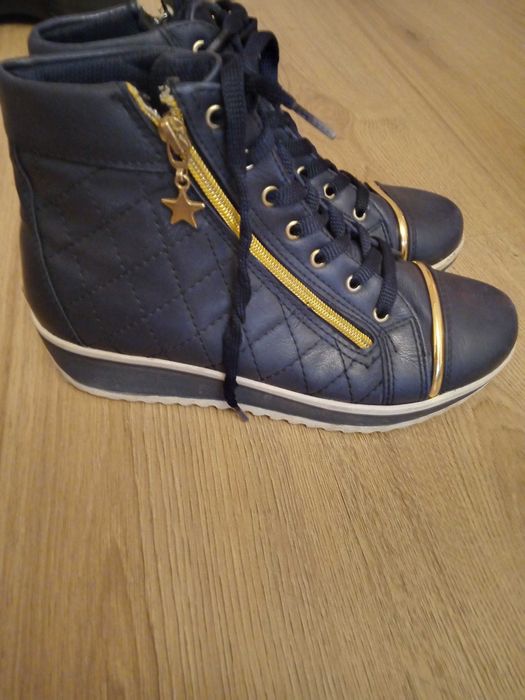 Дамски боти,Bershka, естествена кожа 2/ Други, спортни