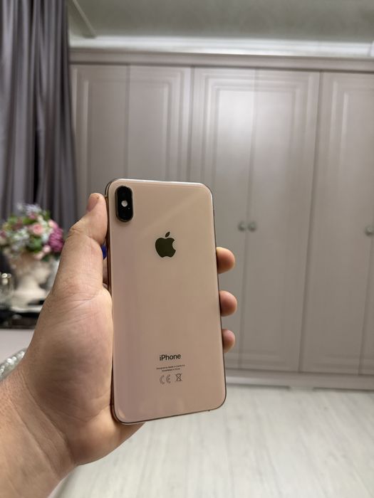 Продам iPhone XS Max 64GB