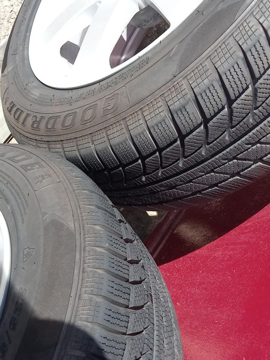 Spre vanzare jante+anvelope