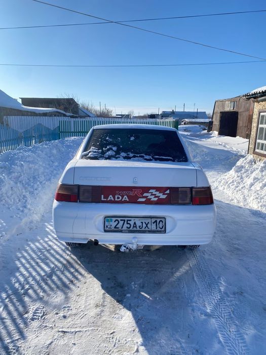 ВАЗ 2110 год 2000