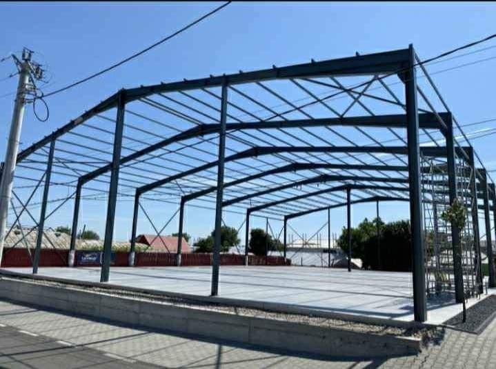 Vând hală metalică 20x10