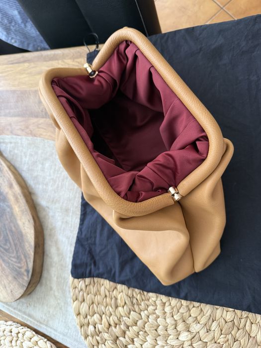 Чанта естествена  кожа на Chanta