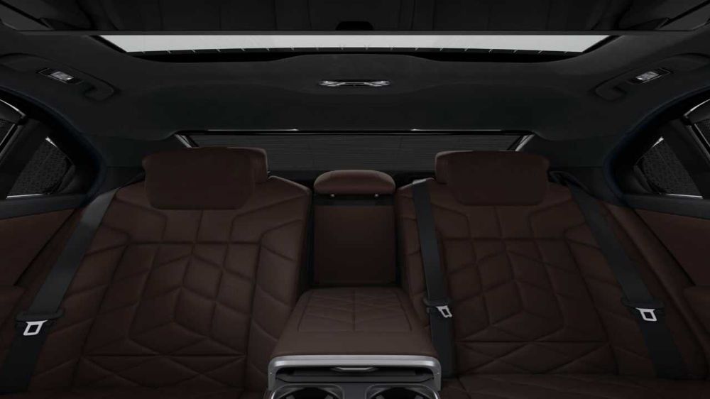 BMW 740i xDrive (G70) full в наличии с гарантии 2026