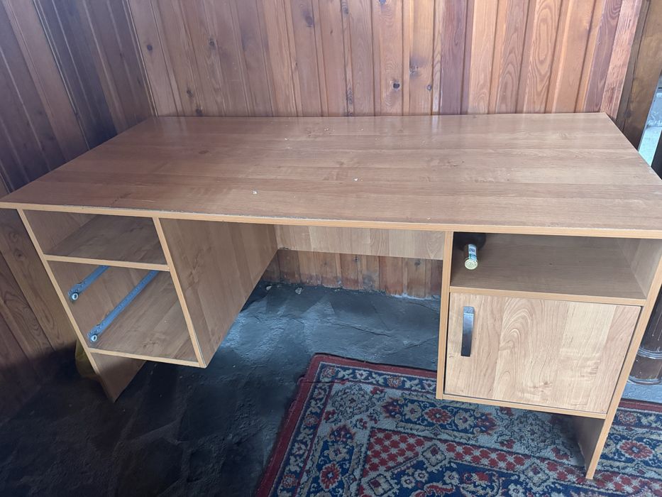 Офисная мебель, стулья