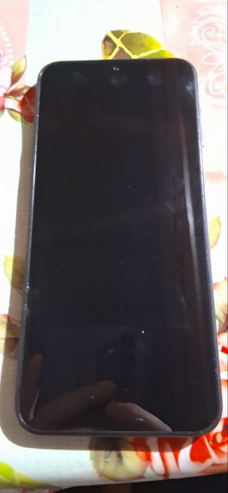 Samsung A14  între stare bună e telefonul  funcționează  foarte bine