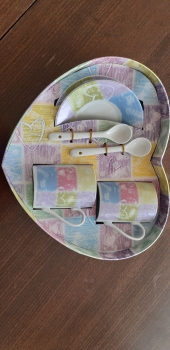 Комплекти чаши за кафе /сърца/, за вино, за безалкохолно