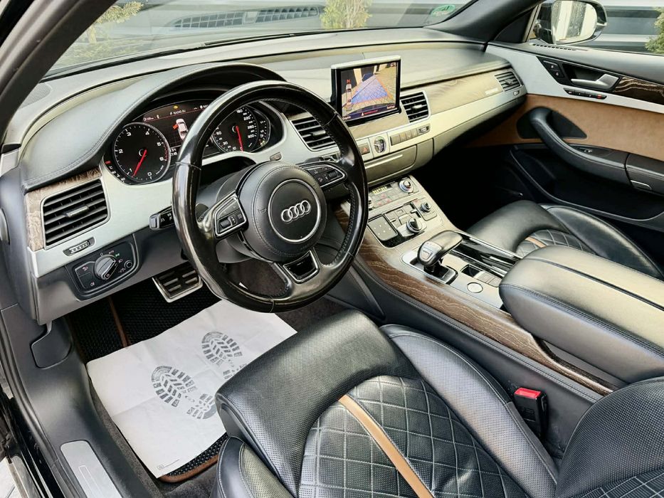 Audi A8 3.0d Long / TV / Consola / Full