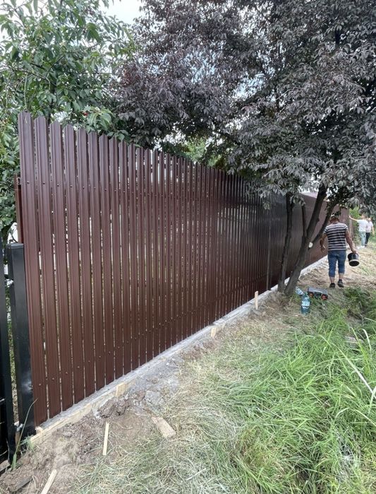 Executam garduri la comanda clientului