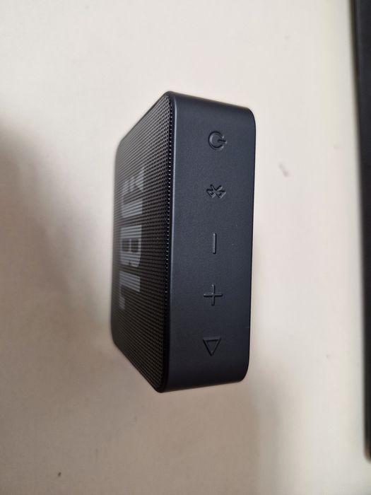 JBL  Essential GO 2